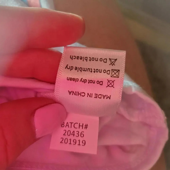 Cricut Handmade "I am the Rainbow after the storm" White Graphic Bodysuit 0-3M - Picture 5 of 8